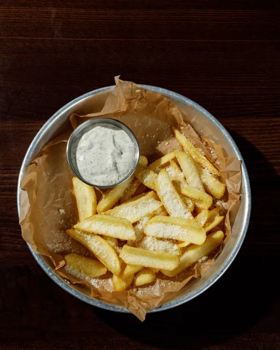 Pomfrit sa tartufima i parmezanom